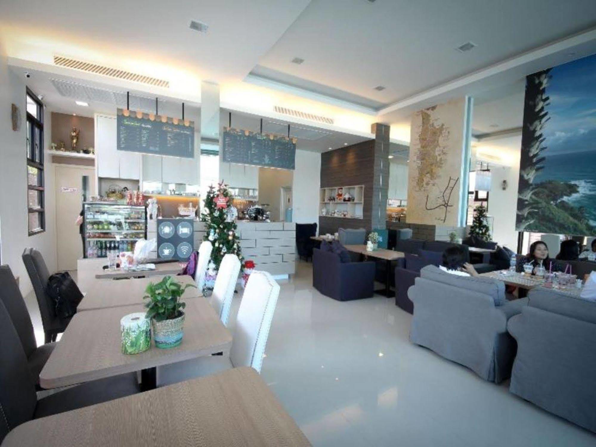 S5 Residence And Cafe Chalong Exterior foto